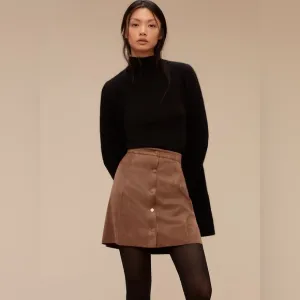 ✨ARITZIA x WILFRED FREE✨Centinela Faux Suede Button Mini Skirt