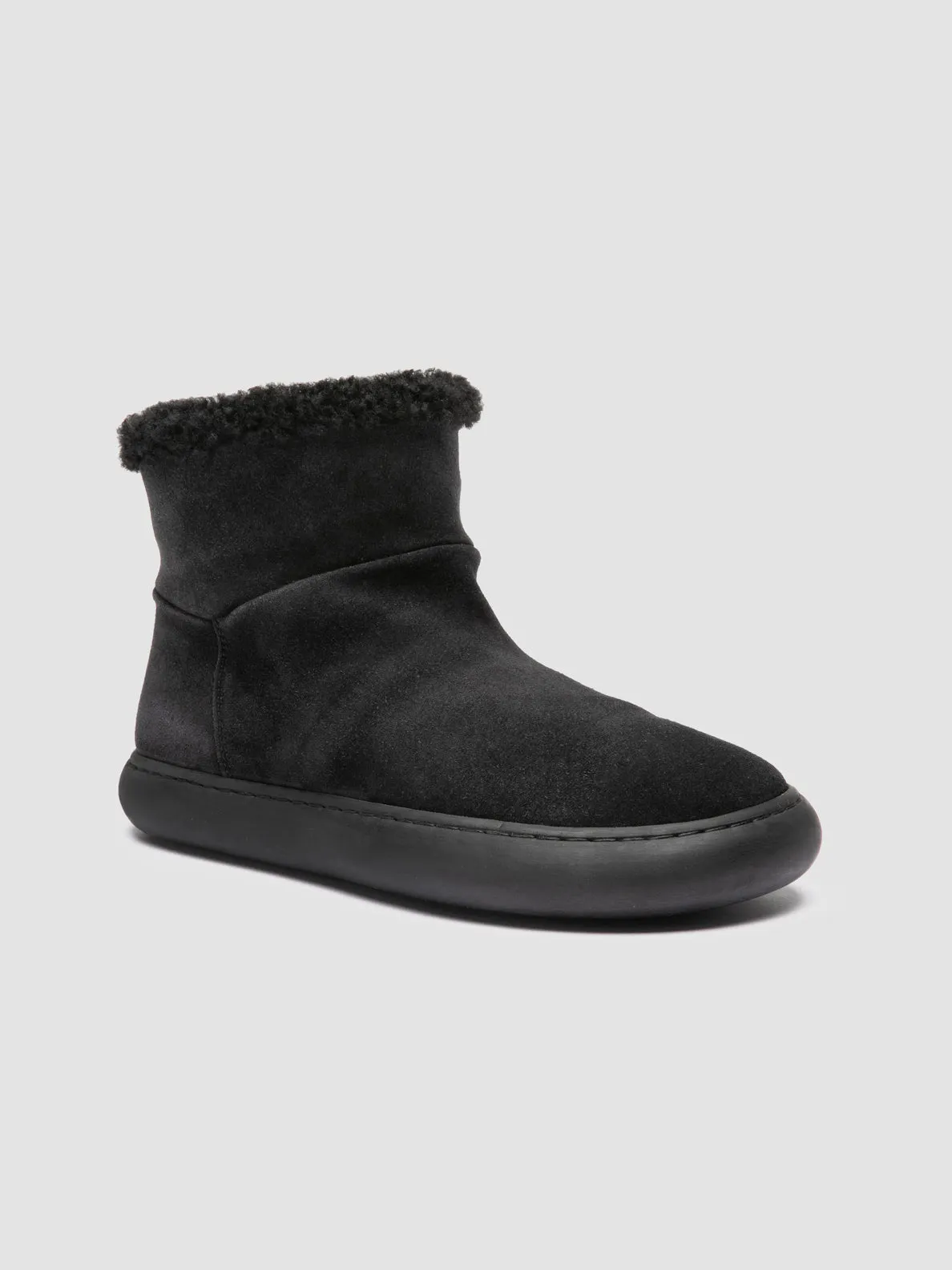 DINGHY 105 - Black Suede Boots