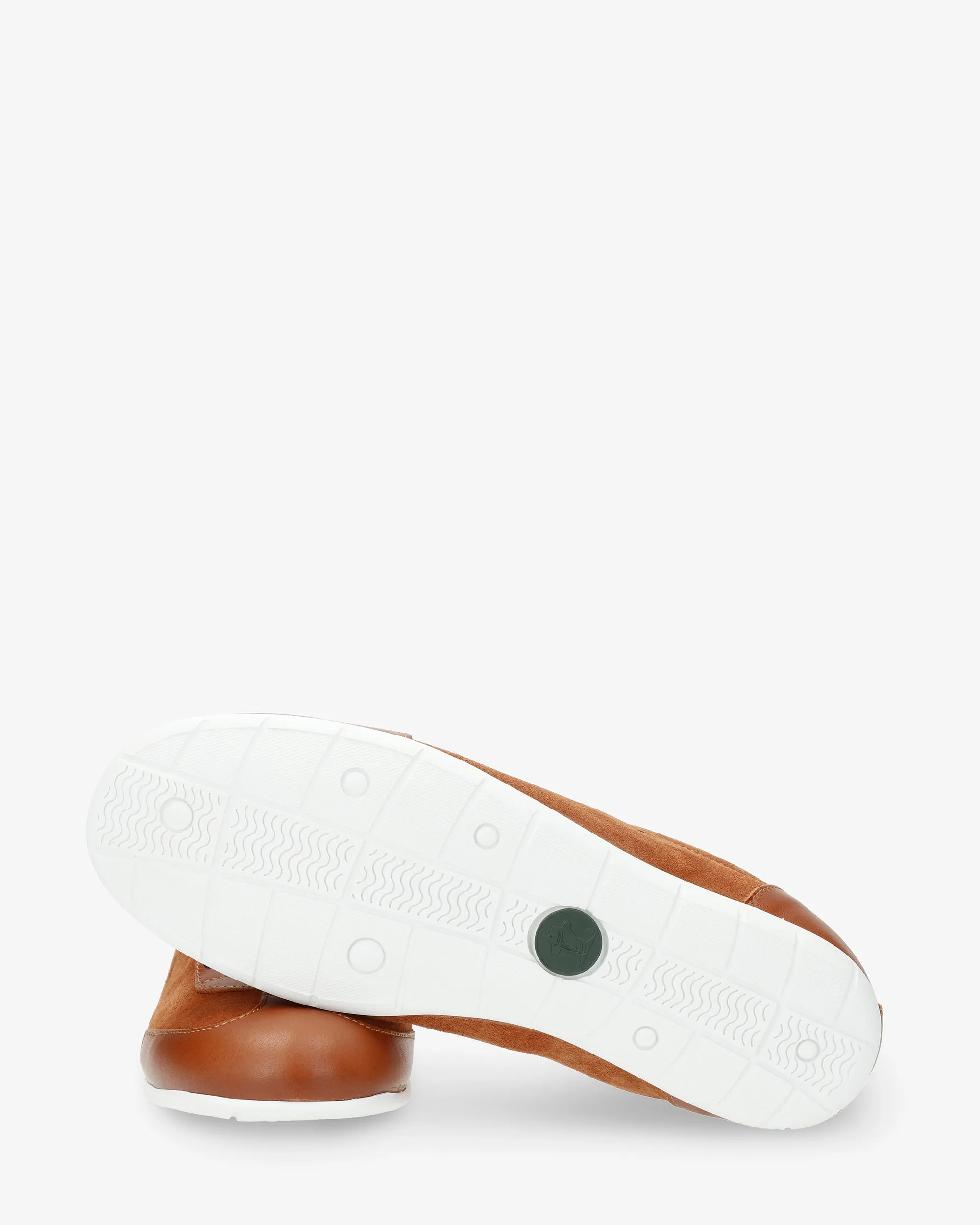 Farum B6 Velour Cuero