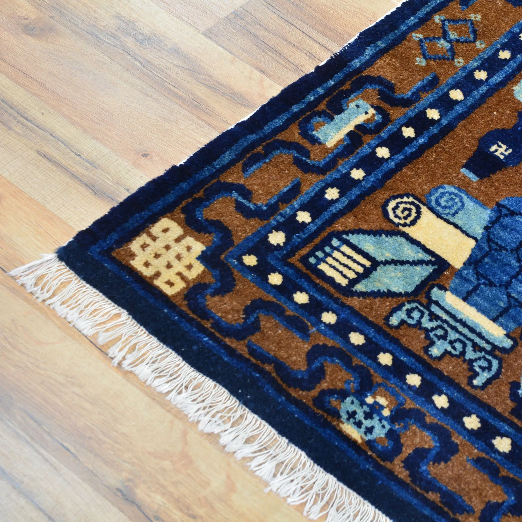 Hand-Knotted Vintage Nepalese Traditional Handmade Wool Rug (Size 2.2 X 4.5) Cwral-10533