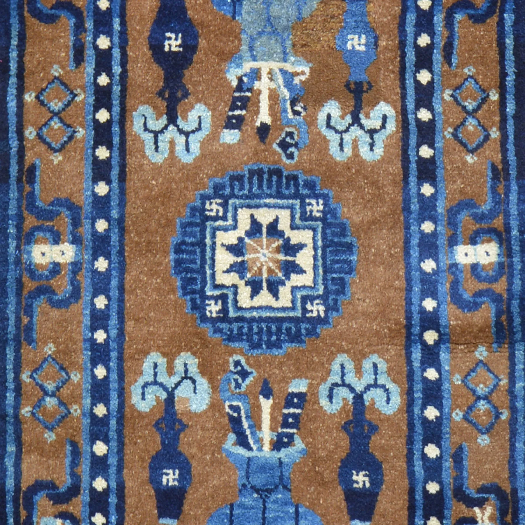 Hand-Knotted Vintage Nepalese Traditional Handmade Wool Rug (Size 2.2 X 4.5) Cwral-10533