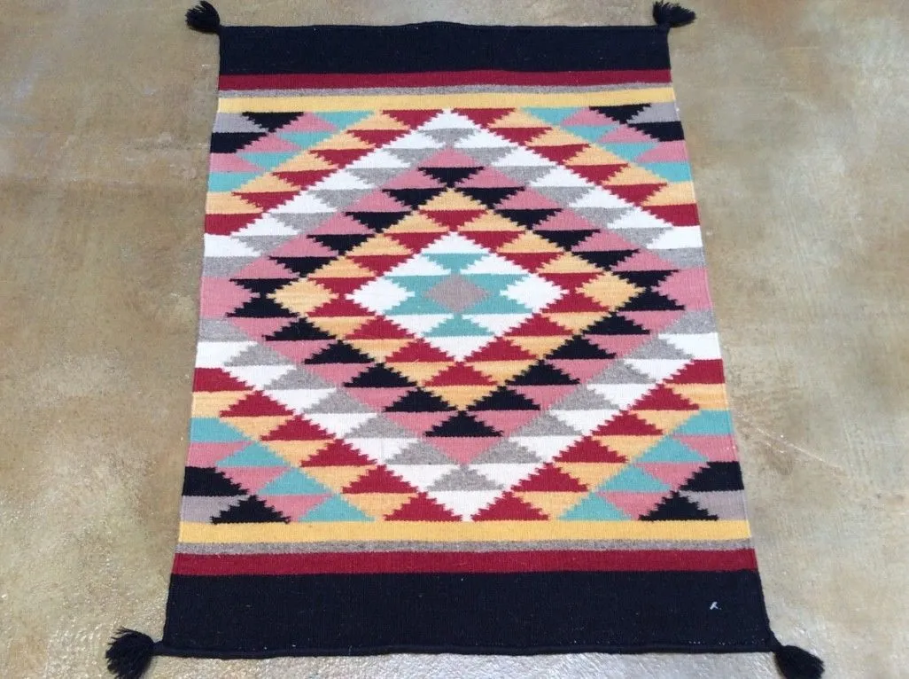Hand-Woven Fine Southwestern Design Handmade Wool Rug (Size 2.2 X 3.0) Brrsf-1725