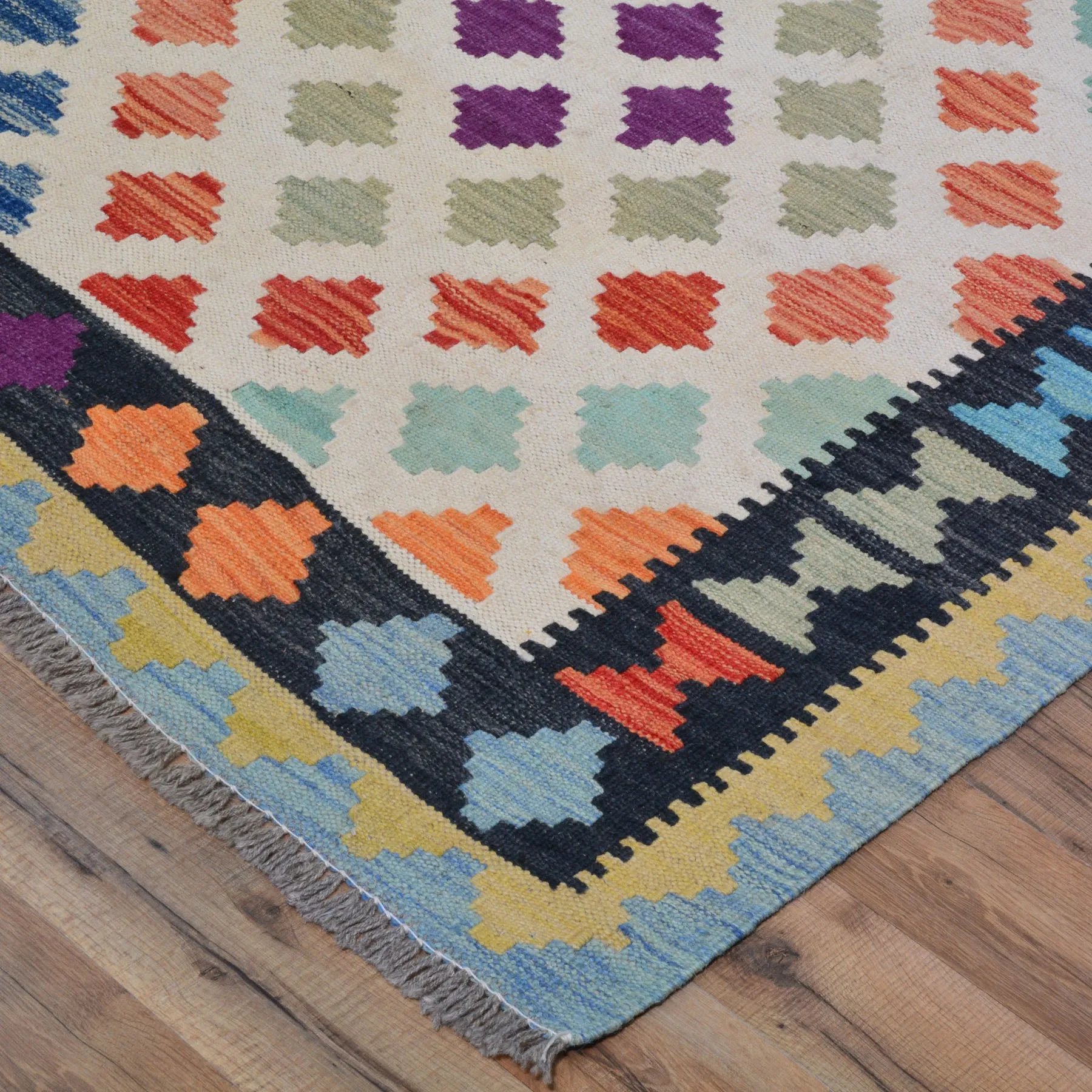 Hand-Woven Tribal Reversible Handmade Oriental Wool Kilim Rug (Size 5.10 X 7.9 ) Cwral-10188