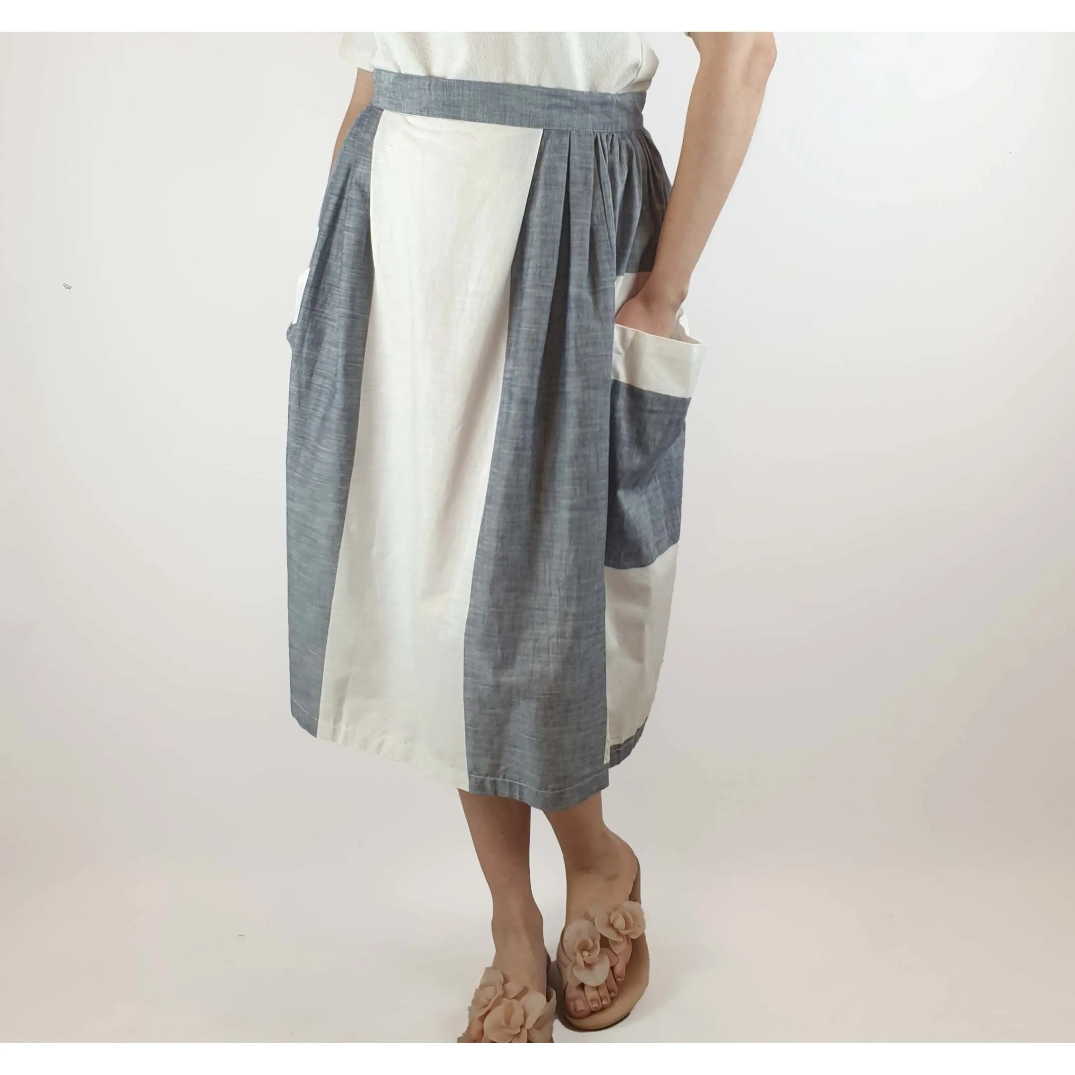 Kindling grey and white virtical striped skirt size 10