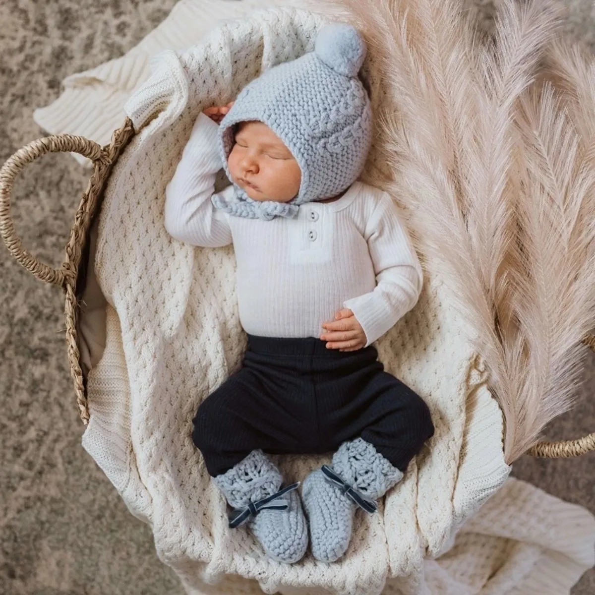 Merino Wool Bonnet & Bootie Set - Blue