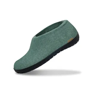 Shoe with natural rubber sole - black - North Sea