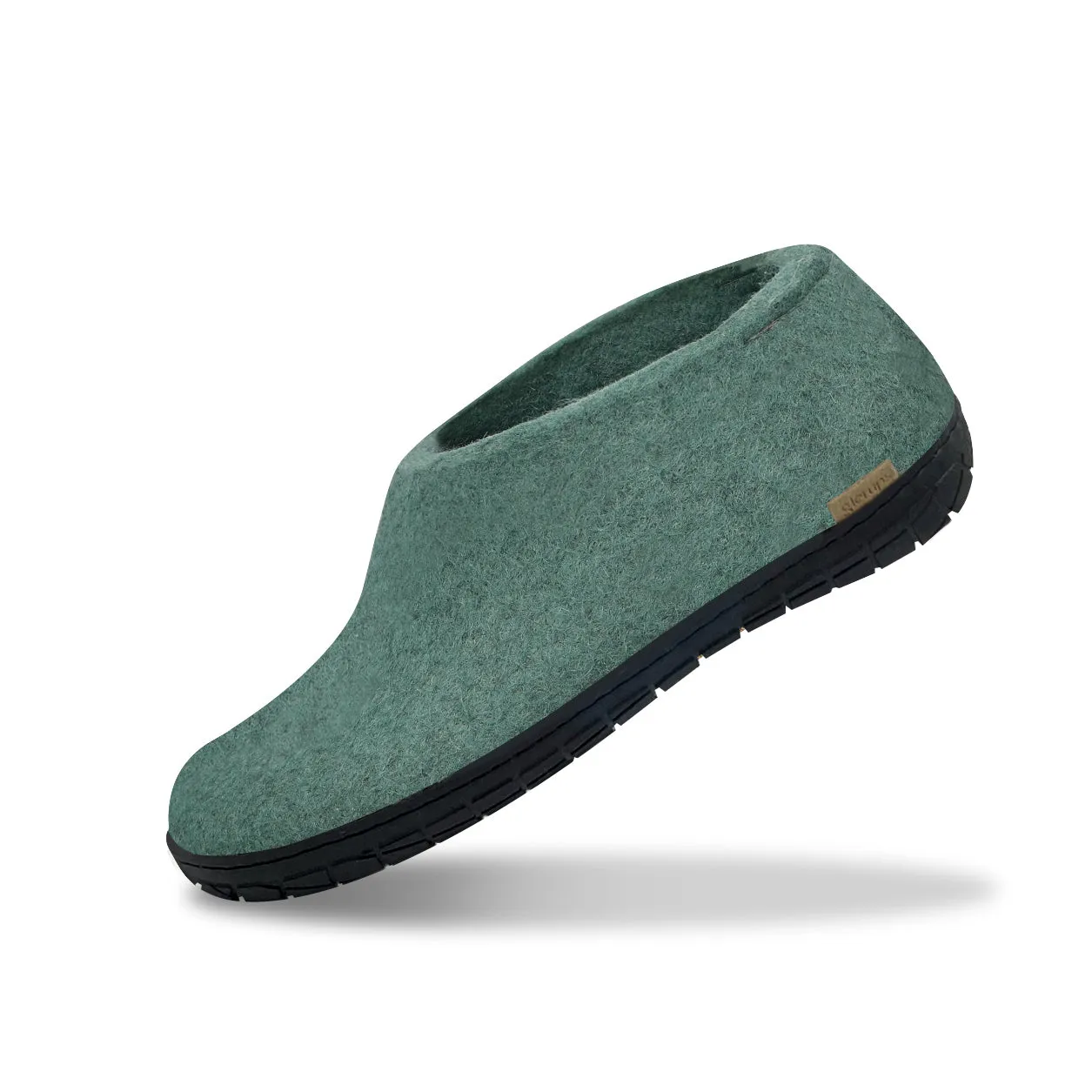 Shoe with natural rubber sole - black - North Sea